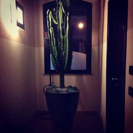 Delle Industrie Hotel 3*