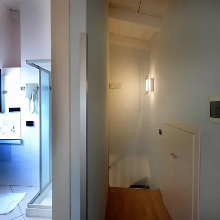 Delle Industrie Hotel